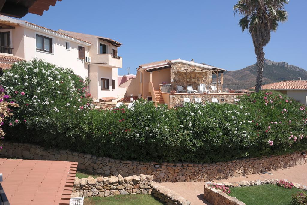 Sardinia Blu Residence Golfo Aranci Extérieur photo
