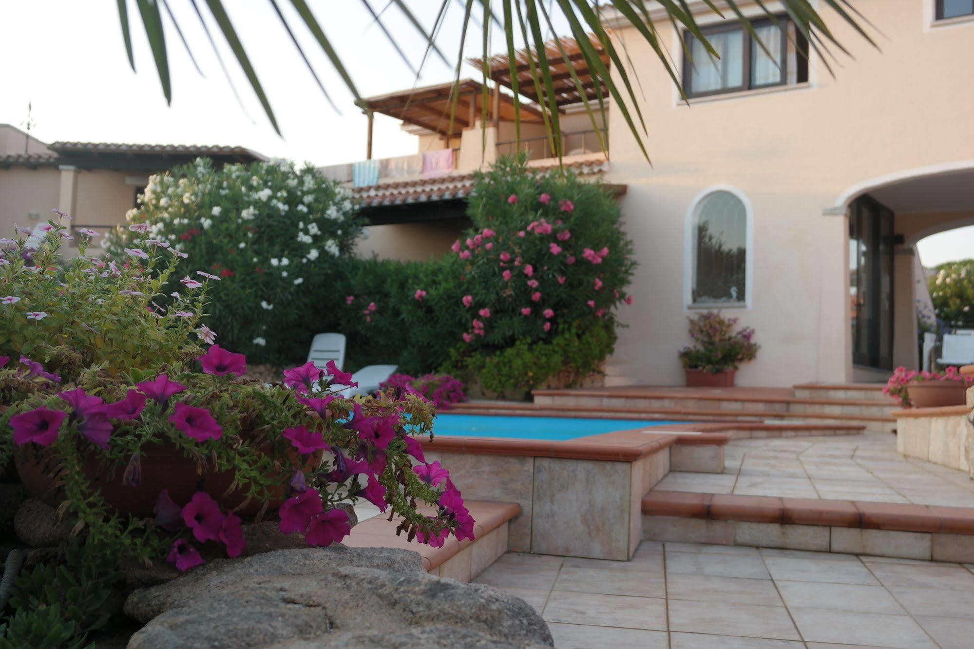 Sardinia Blu Residence Golfo Aranci Extérieur photo